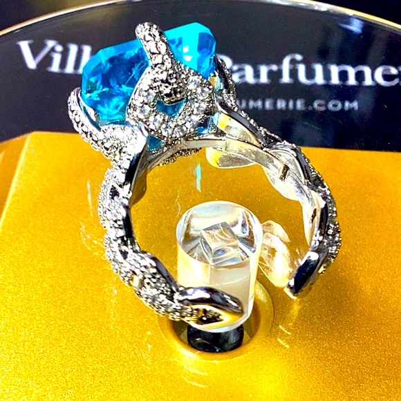 Aquamarine Crystal Cushion Cut Open Ring - Picture 8 of 9